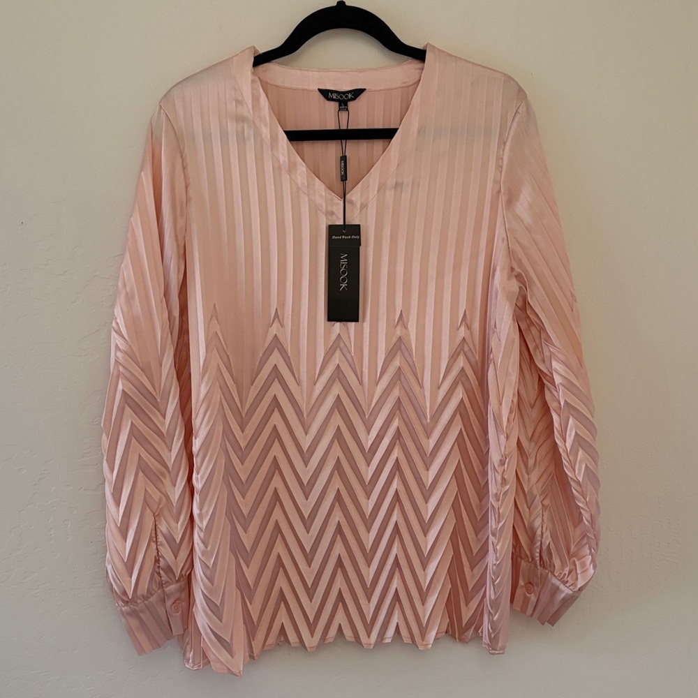 NWT Misook Chevron Textured Crepe De Chine Blouse